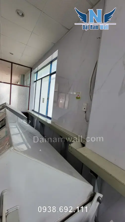 Tấm nhựa giả đá: Biến hóa không gian sang trọng, không lo về giá